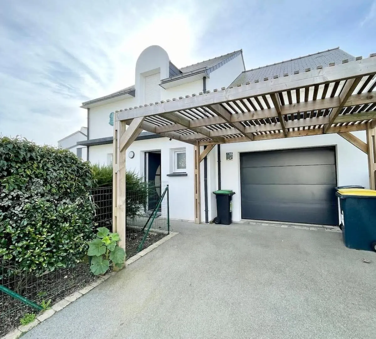 Maison Archi Cocooning Plages A Pieds Larmor-Plage 0*,  France